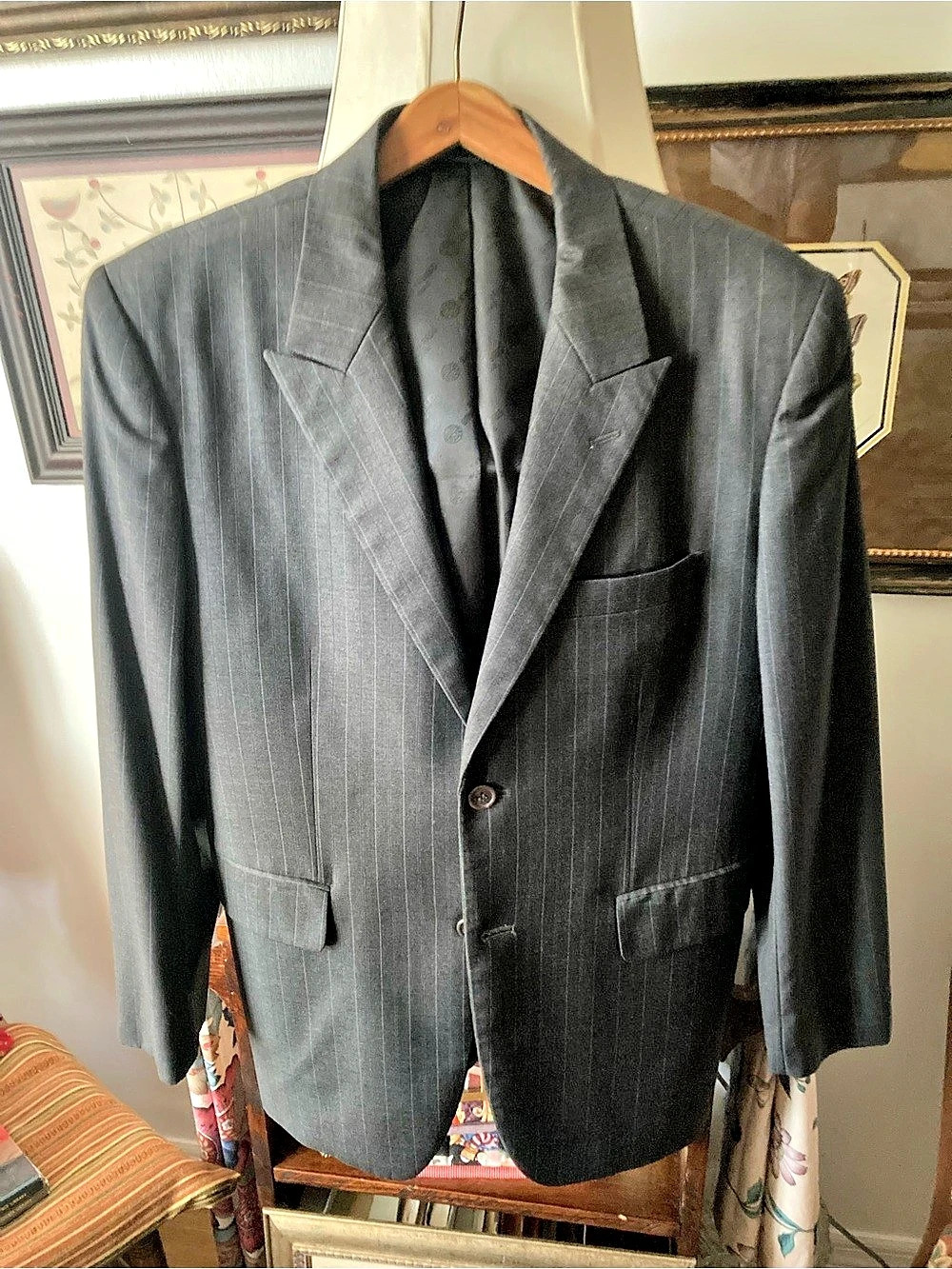 Louis Feraud Super 120s Gray Striped Wool Sport Coat Size USA 38